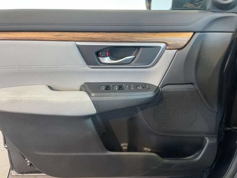 Used 2017 Honda CR-V EX image 31