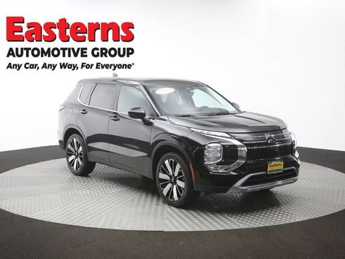 Used 2025 Mitsubishi Outlander SE AWD/4WD image 50