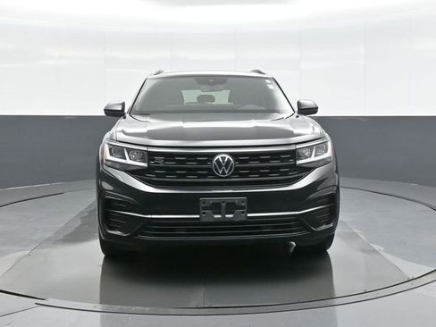 Used 2023 Volkswagen Atlas Cross Sport SEL R-Line image 2