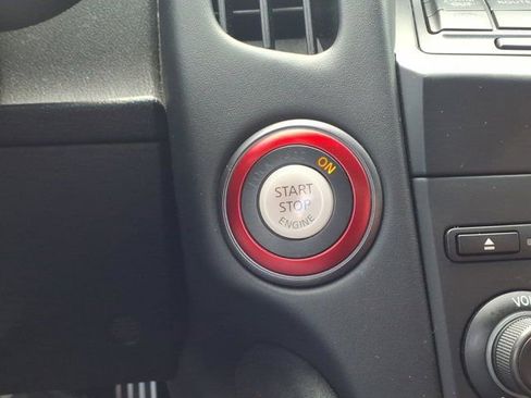 Used 2015 Nissan 370Z NISMO RWD image 15