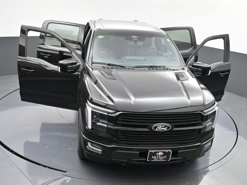 New 2025 Ford F150 Platinum w/ Equipment Group 702A High image 28