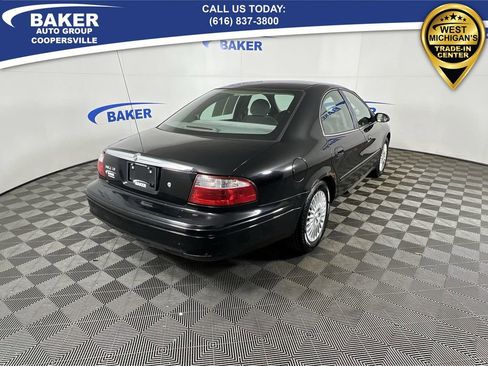 Used 2005 Mercury Sable GS image 9