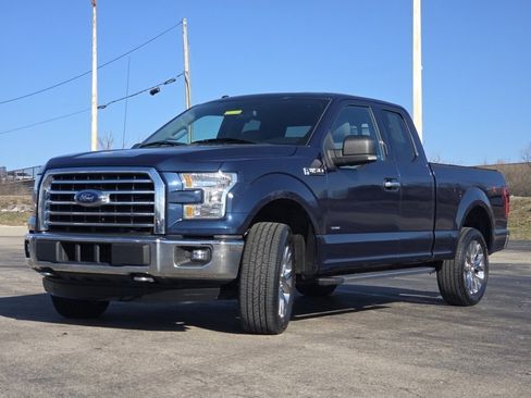 Used 2016 Ford F150 XLT w/ Equipment Group 302A Luxury image 19