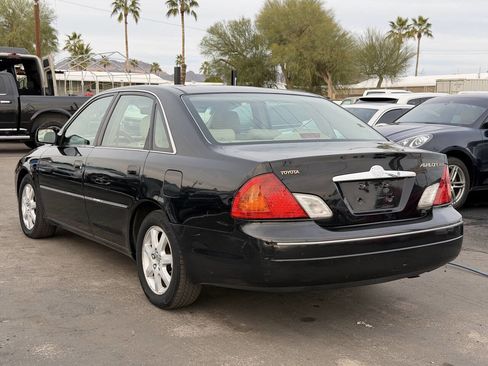 Used 2002 Toyota Avalon XLS image 4