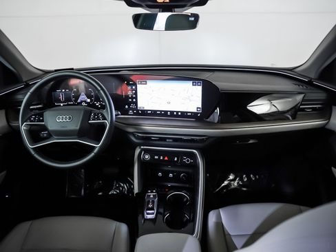 Certified 2025 Audi Q5 Premium w/ Convenience Package image 10