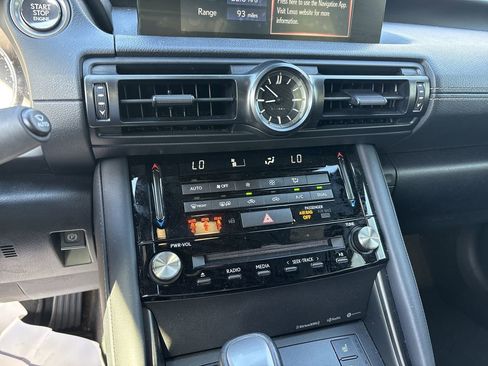 Used 2024 Lexus IS 300 w/ Premium Package image 27