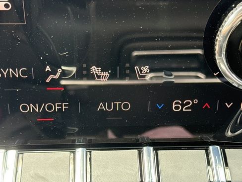 New 2026 GMC Yukon XL Denali w/ Denali Reserve Package AWD/4WD image 24