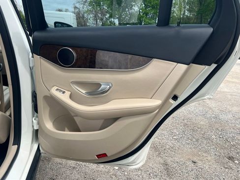 Used 2018 Mercedes-Benz GLC 300 image 17