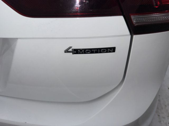 Used 2024 Volkswagen Tiguan SE AWD/4WD image 33
