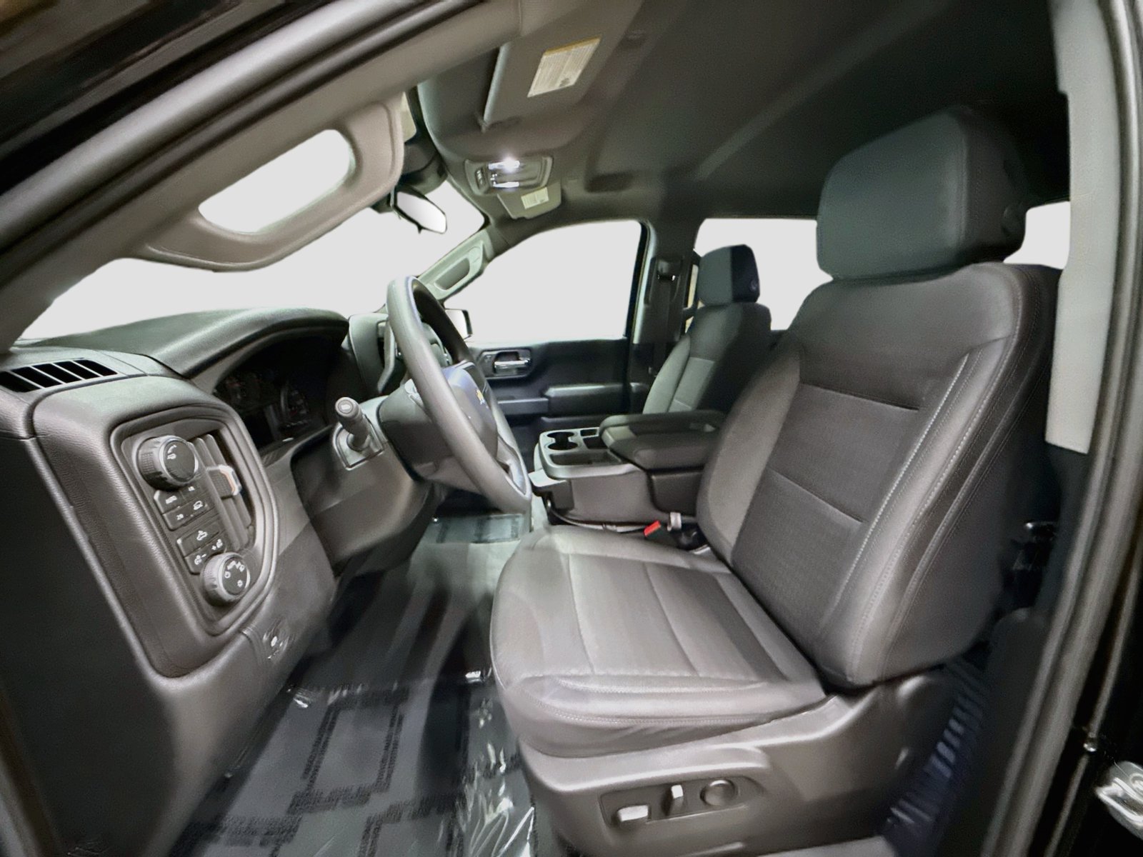 New 2026 Chevrolet Silverado 1500 Custom w/ Turbomax Blackout Package AWD/4WD image 23