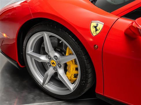 Used 2018 Ferrari 488 GTB GTB image 27
