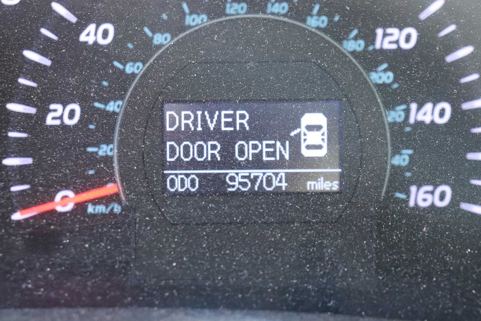 Used 2011 Toyota Camry XLE w/ XLE Extra-Value Pkg #1 FWD image 11
