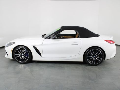 Used 2020 BMW Z4 M40i w/ Executive Package image 6
