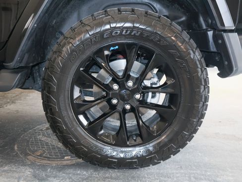 Used 2023 Jeep Wrangler Sahara w/ Cold Weather Group image 36