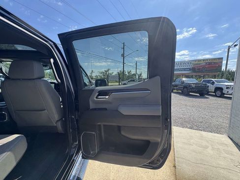 Used 2023 GMC Sierra 1500 SLT w/ SLT Premium Package AWD/4WD image 33