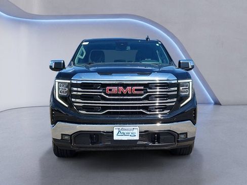 Used 2025 GMC Sierra 1500 SLT image 8