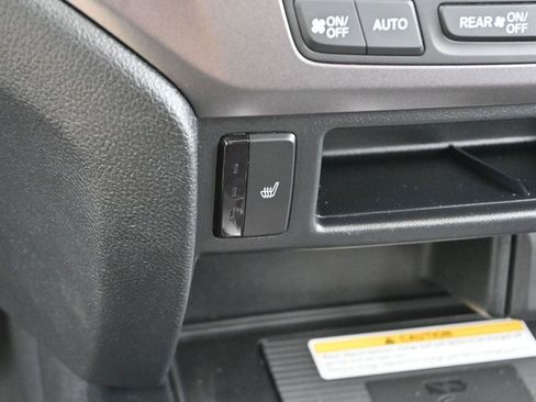 Used 2021 Honda Pilot Special Edition image 23