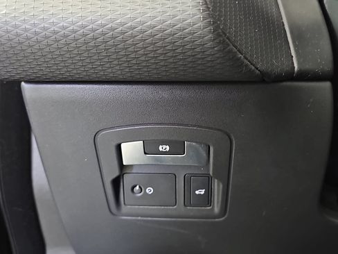 Used 2020 Land Rover Range Rover Velar S AWD/4WD image 26