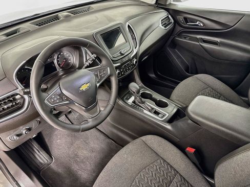 Used 2024 Chevrolet Equinox LT AWD/4WD image 14