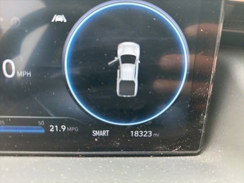 Certified 2024 Hyundai Santa Cruz SEL w/ Activity Package image 5