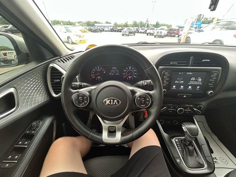 Used 2021 Kia Soul X-Line FWD image 28