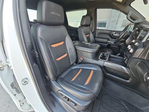 Used 2019 GMC Sierra 1500 AT4 w/ AT4 Premium Package AWD/4WD image 17