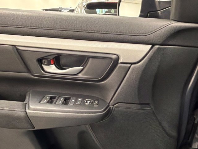 Used 2018 Honda CR-V LX image 25