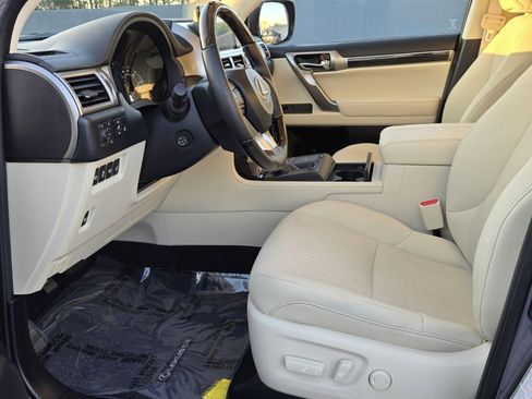 Certified 2023 Lexus GX 460 Premium AWD/4WD image 13