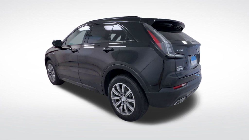 Used 2020 Cadillac XT4 Sport w/ Driver Awareness Package AWD/4WD image 6