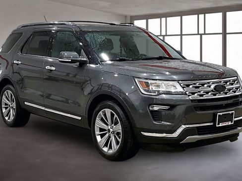 Used 2018 Ford Explorer Limited AWD/4WD image 11