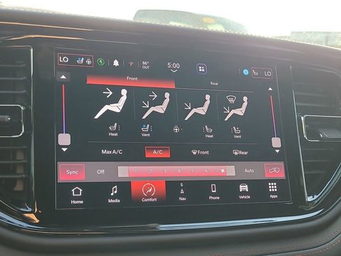 Used 2025 Dodge Durango GT image 25