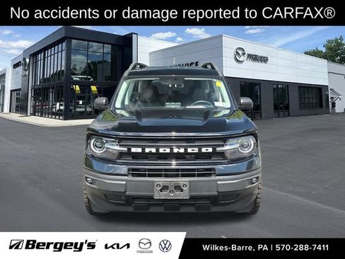 Used 2023 Ford Bronco Sport Outer Banks w/ Tech Package AWD/4WD image 2