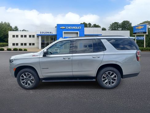 Used 2023 Chevrolet Tahoe Z71 w/ Luxury Package AWD/4WD image 6