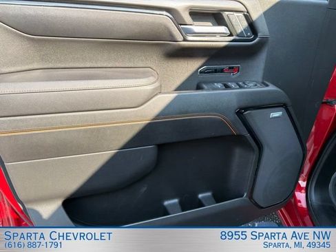 Used 2023 GMC Sierra 1500 AT4 w/ Technology Package AWD/4WD image 20