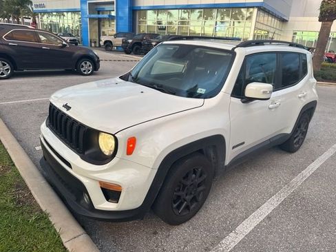 Used 2019 Jeep Renegade Altitude w/ Quick Order Package 2XM image 3