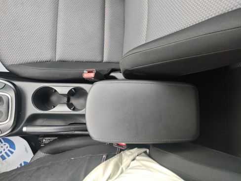 Used 2022 Kia Soul LX w/ Technology Package FWD image 6