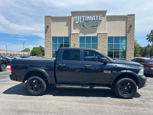 Used 2015 RAM 1500 Express AWD/4WD image 1