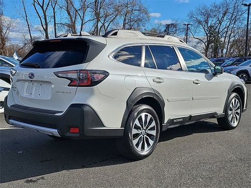 Used 2023 Subaru Outback Limited image 6