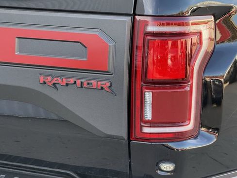 Used 2018 Ford F150 Raptor w/ Equipment Group 802A Luxury image 7