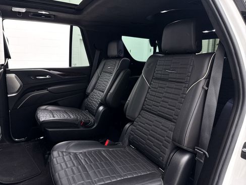 Used 2021 Cadillac Escalade Sport Platinum image 31
