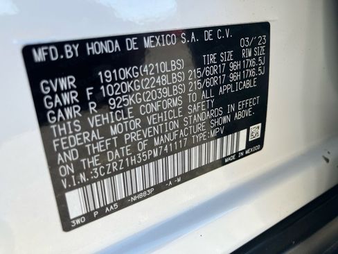 Certified 2023 Honda HR-V LX image 38
