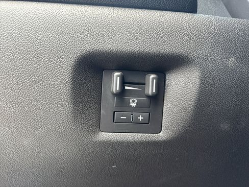 Used 2014 GMC Sierra 2500 Denali w/ Suspension Package, Off-Road image 35