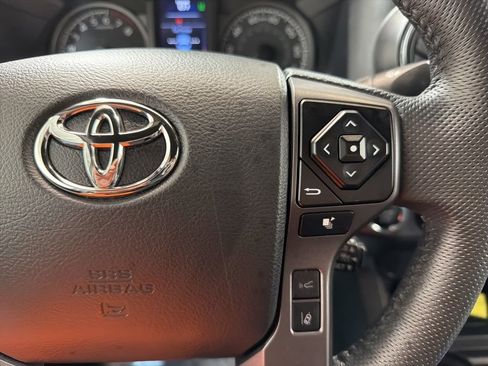 Used 2023 Toyota Tacoma TRD Sport image 27