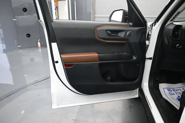 Certified 2024 Ford Bronco Sport Outer Banks AWD/4WD image 10