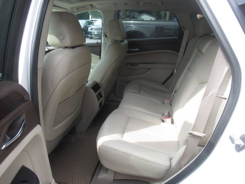 Used 2014 Cadillac SRX Luxury AWD/4WD image 15