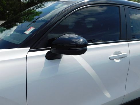 Used 2025 Honda HR-V Sport image 11