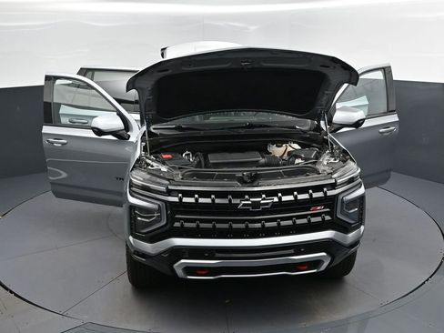 Used 2025 Chevrolet Tahoe Z71 AWD/4WD image 54