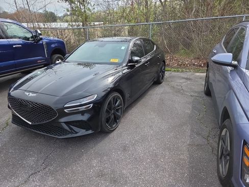 Used 2023 Genesis G70 2.0T w/ Sport Prestige Package image 2