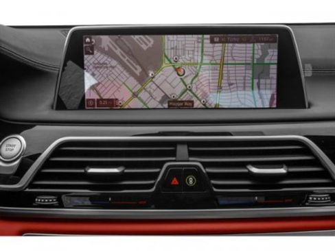 Certified 2022 BMW ALPINA B7 xDrive w/ Luxury Rear Seating Package image 16