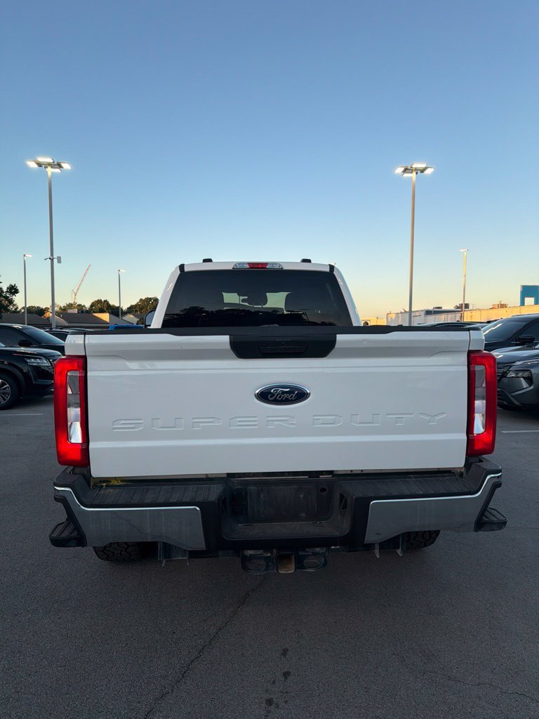 Used 2024 Ford F250 XLT w/ FX4 Off-Road Package AWD/4WD image 4